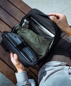 Balo Tomtoc H61 ngăn đựng đồ rỗng rãi