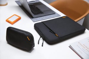 Túi Chống Sốc Macbook Tomtoc A13