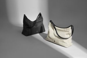 Đánh Giá Chi Tiết Combo Tomtoc Versatile-T28 Tote