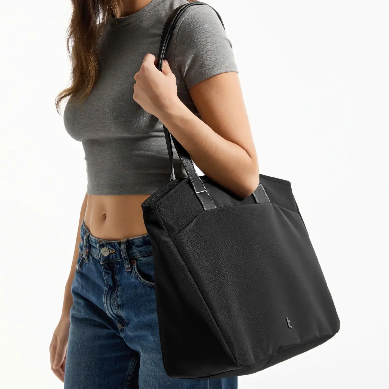 tui-tote-nu-dung-laptop-tomtoc-t23-2025-02 Túi Xách Tote Thời Trang Đựng Laptop Tomtoc (USA) Versatile - T23-2025 - Black