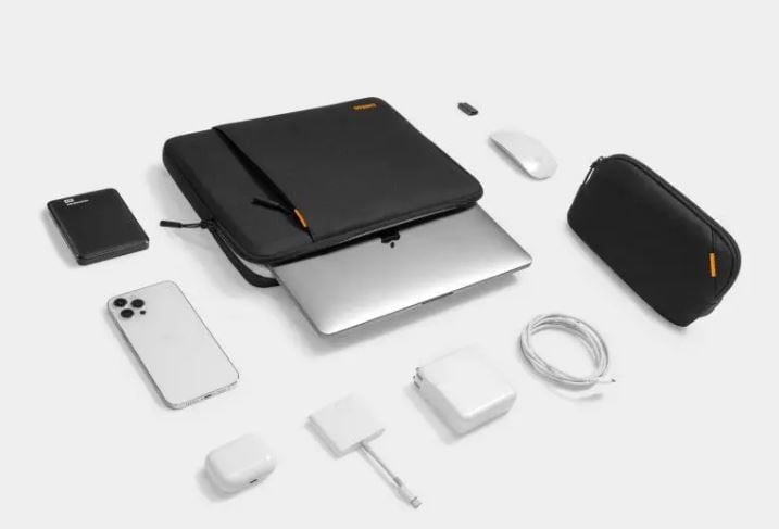 Đánh Giá Túi Chống Sốc Tomtoc A13 – Bảo Vệ Laptop 360° Đánh Giá Túi Chống Sốc Tomtoc A13 – Bảo Vệ Laptop 360°